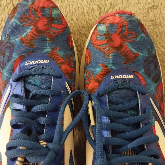 Brooks Shoes - Brooks Running Shoes with Red Lobster Print - Blue